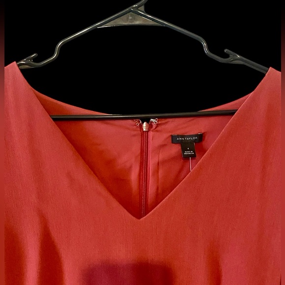 Ann Taylor | Ann Taylor Red Paneled V-Neck Flare Dress | Easter Dress NWT 4 - Picture 5 of 9